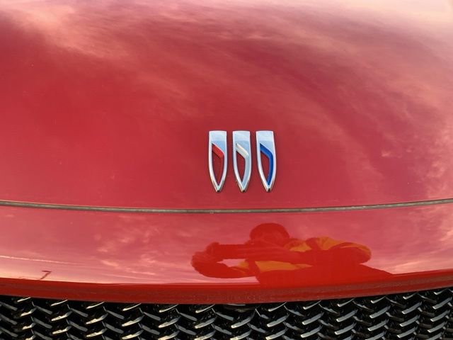 New 2025 Buick Envision Sport Touring image 10