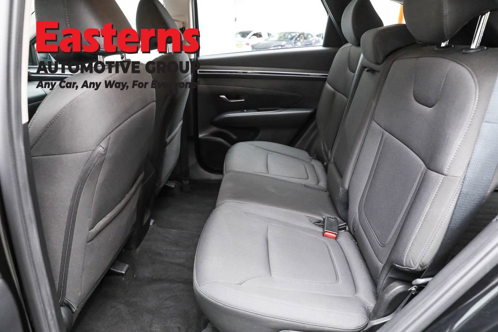 Used 2023 Hyundai Tucson SE image 21