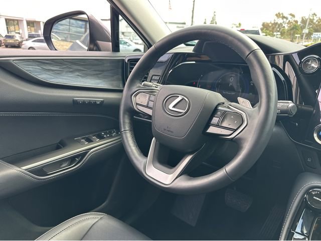 Certified 2026 Lexus NX 350h AWD w/ Accessory Package (2T) image 8