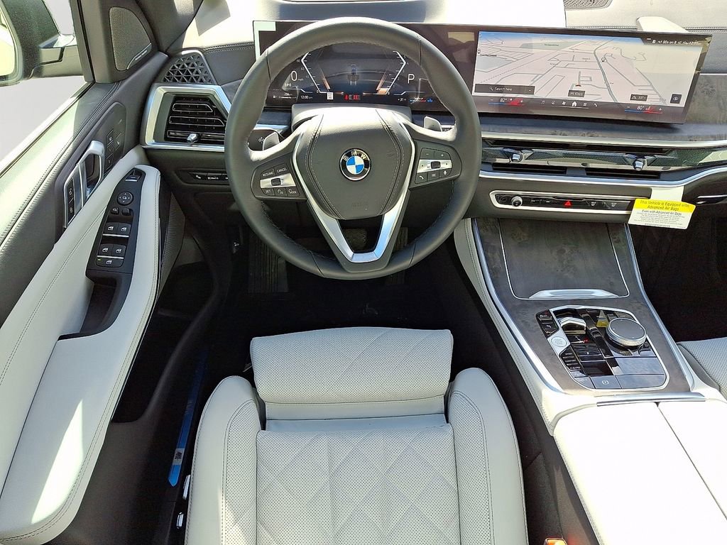 Used 2026 BMW X5 xDrive40i w/ Climate Comfort Package image 12