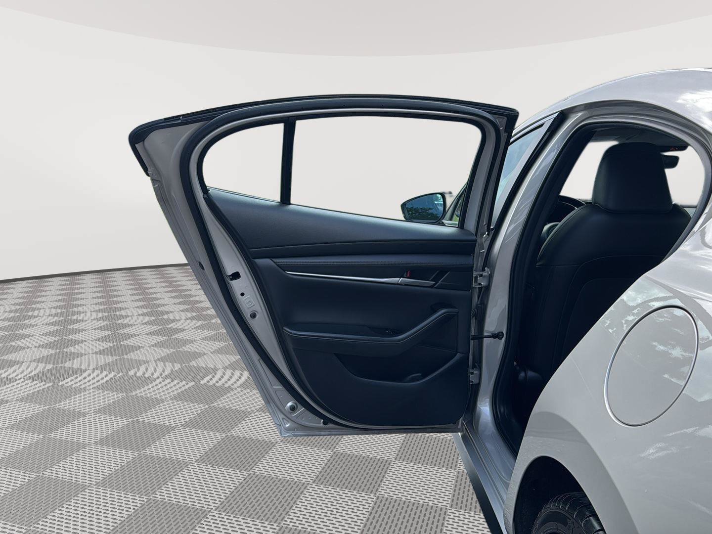 Used 2025 MAZDA MAZDA3 s FWD image 12