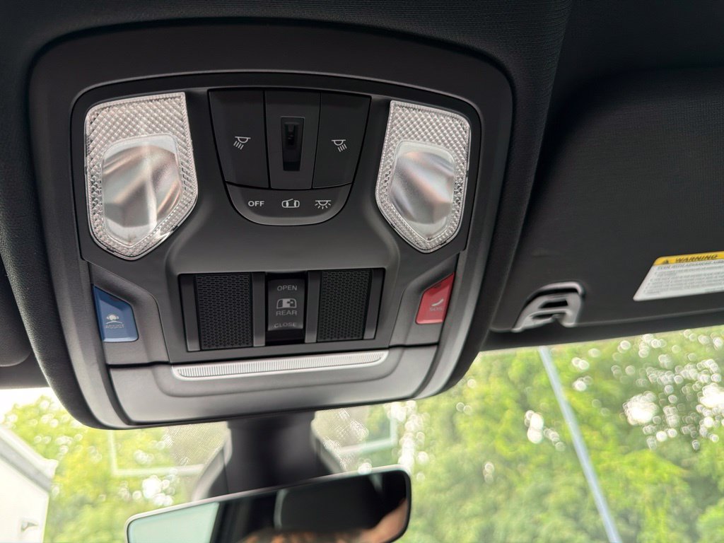 Used 2022 RAM 1500 Big Horn AWD/4WD image 95
