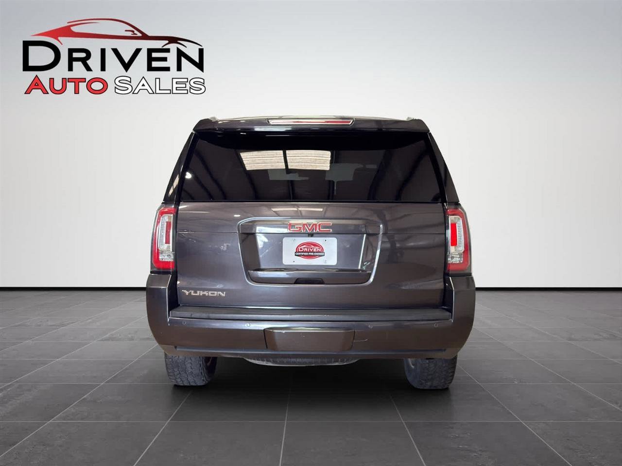 Used 2018 GMC Yukon SLT image 5