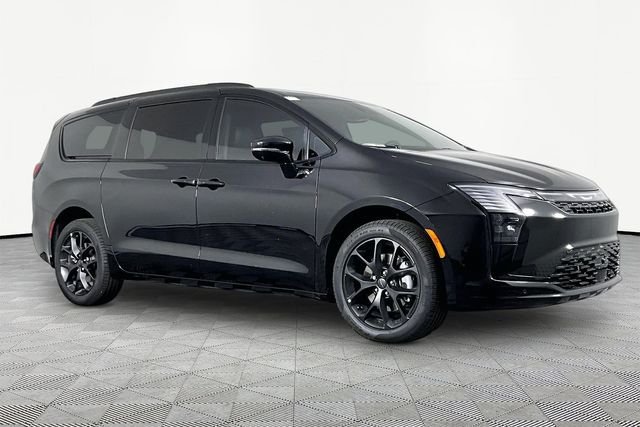New 2027 Chrysler Pacifica Limited w/ S Appearance Package AWD/4WD image 3
