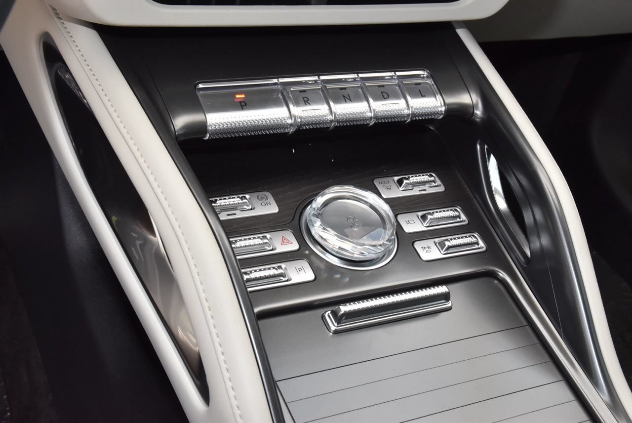 New 2026 Lincoln Nautilus Reserve AWD/4WD image 38