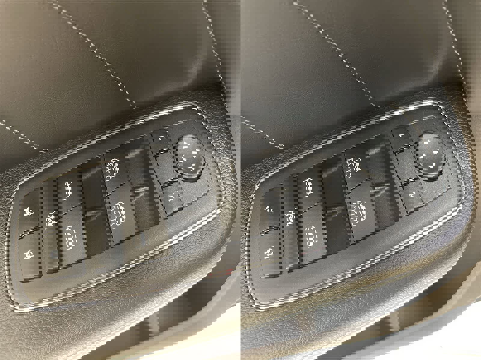 Used 2023 Dodge Charger R/T w/ Plus Group image 16