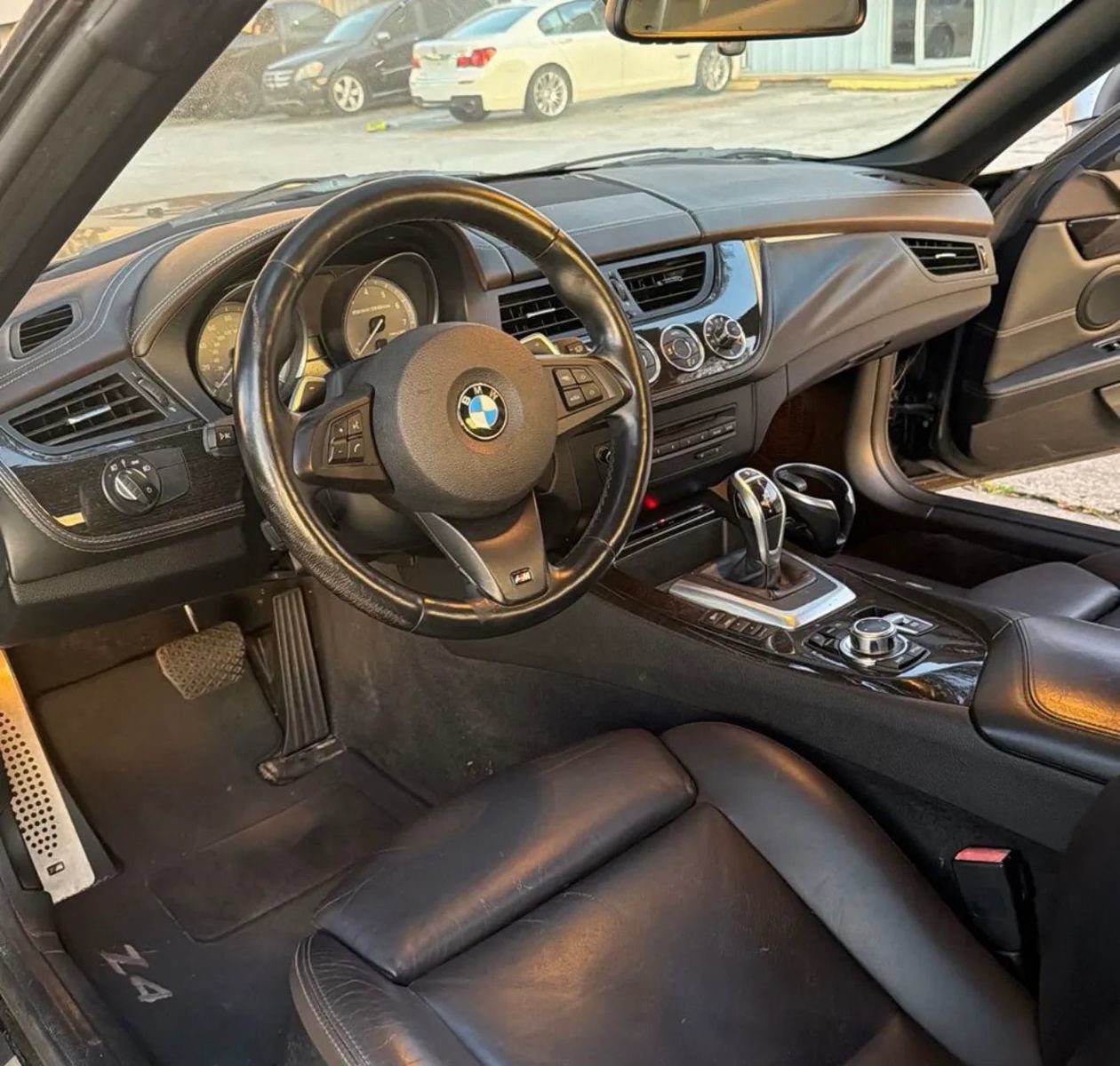 Used 2012 BMW Z4 sDrive35is RWD image 12