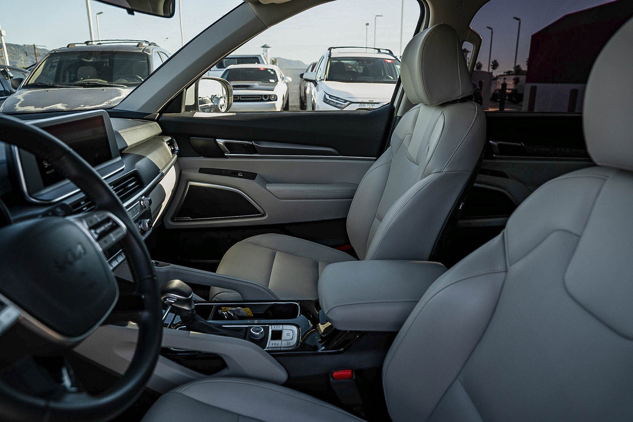 Used 2022 Kia Telluride S image 19