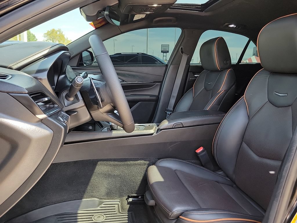 Used 2022 Cadillac CT4 Sport RWD image 23