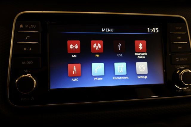 New 2025 Nissan Kicks Play S image 19