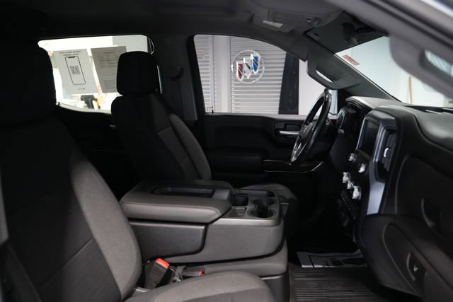 Used 2020 GMC Sierra 1500 Elevation w/ Elevation Value Package image 19