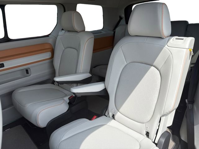 New 2025 Volkswagen ID. Buzz 1st Edition image 13