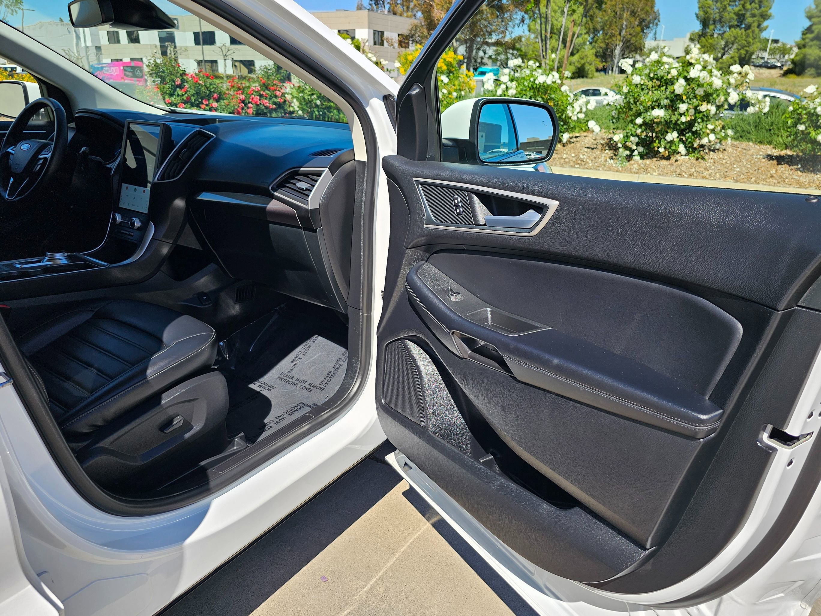 Used 2024 Ford Edge SEL AWD/4WD image 28