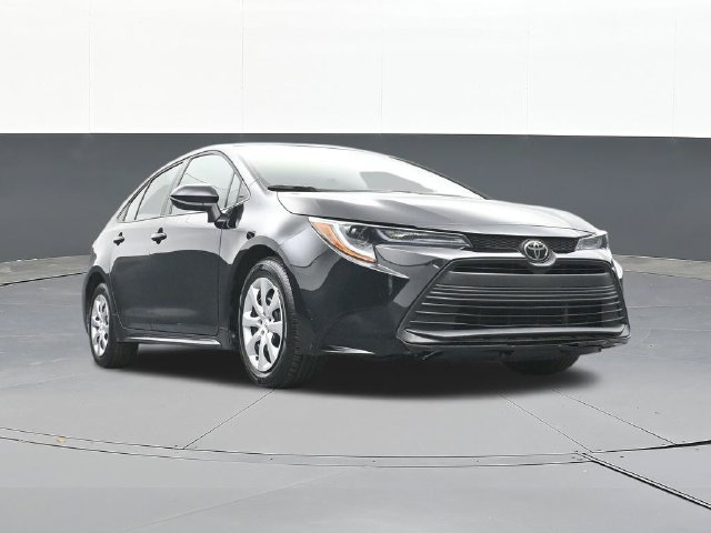 Used 2026 Toyota Corolla LE FWD image 48