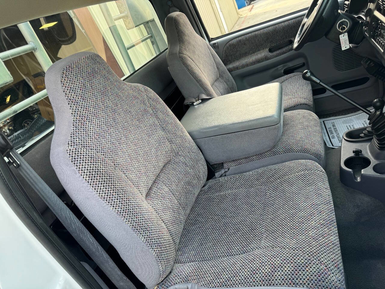 Used 1998 Dodge Ram 3500 Truck 4x4 Regular Cab image 17