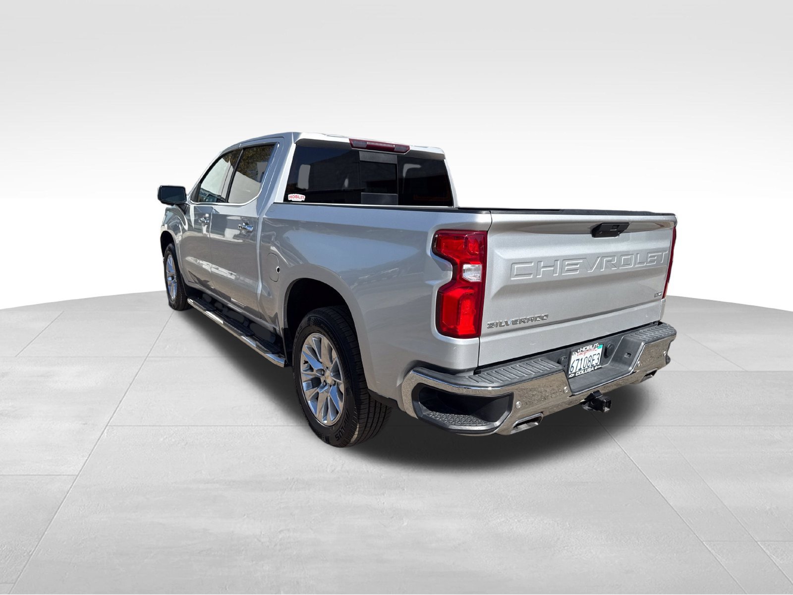 Used 2021 Chevrolet Silverado 1500 LTZ w/ LTZ Premium Package AWD/4WD image 3