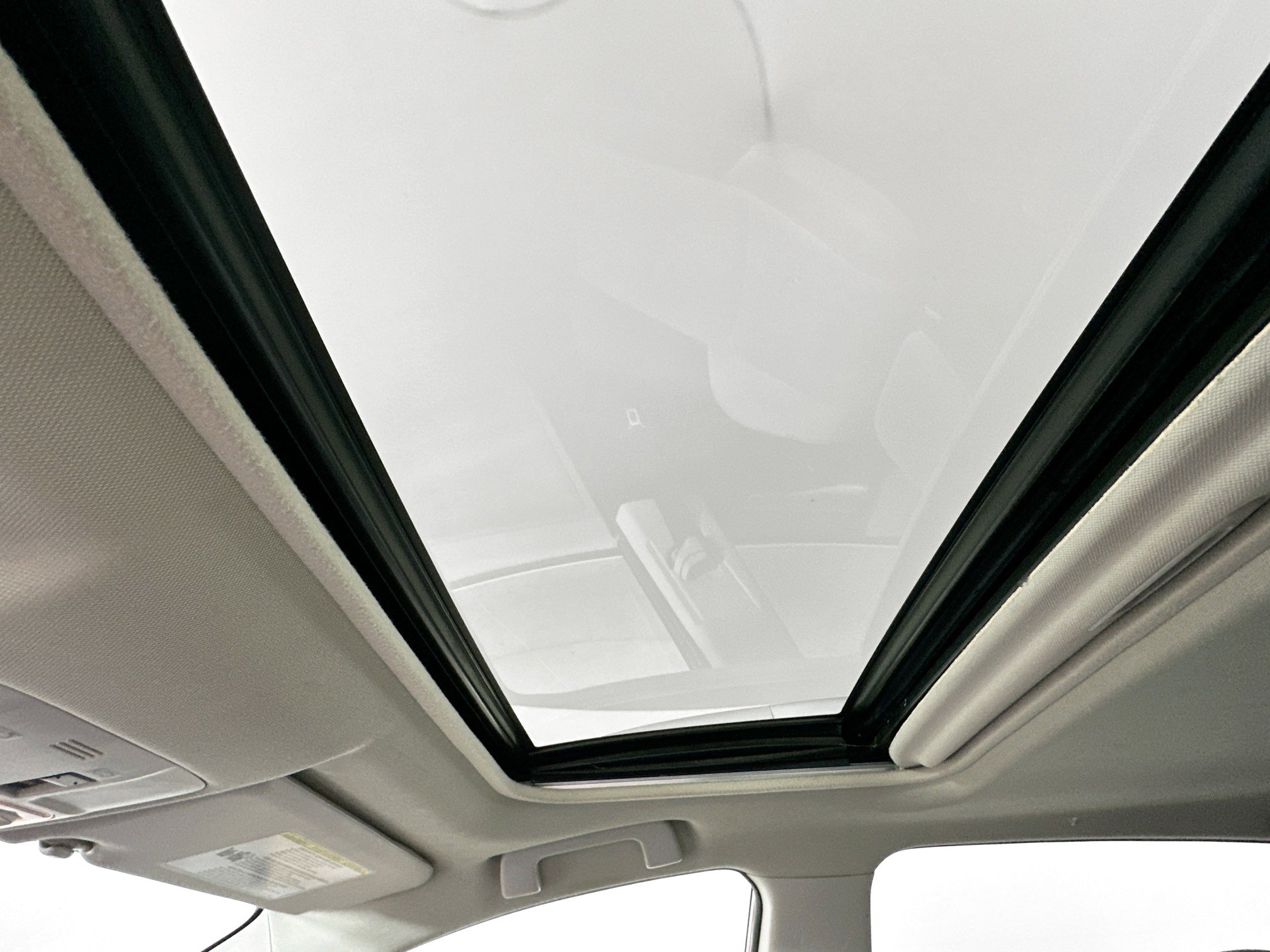 Used 2013 Toyota RAV4 XLE image 26