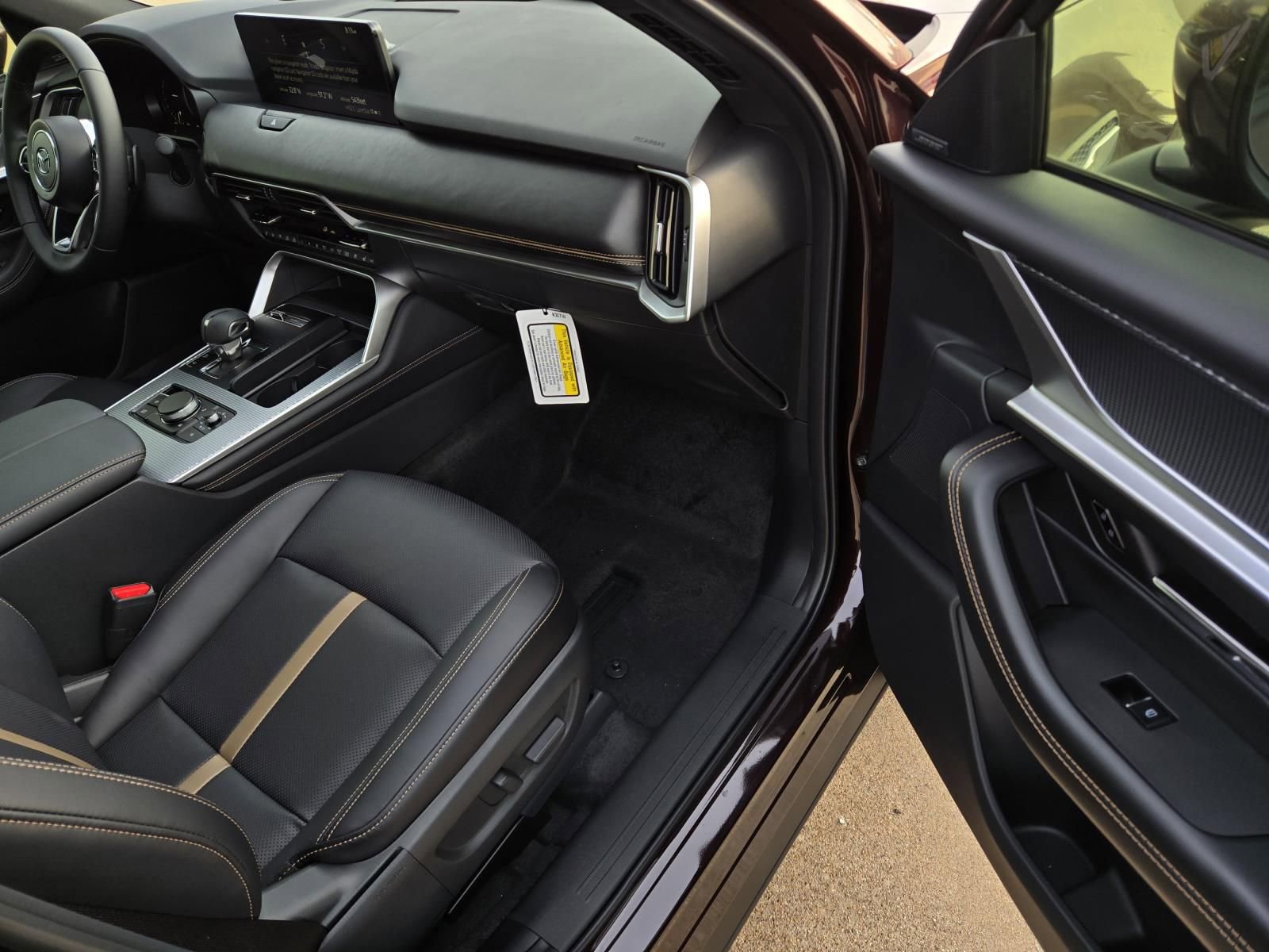 New 2026 MAZDA CX-90 3.3 Turbo w/ Premium Plus Pkg image 7