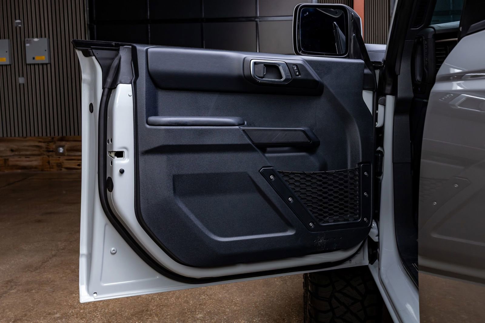 Used 2026 Ford Bronco Outer Banks image 36