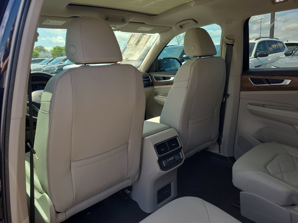 New 2026 Volkswagen Atlas SE AWD/4WD image 11