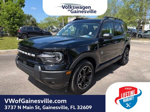 Used 2025 Ford Bronco Sport Outer Banks AWD/4WD image 3