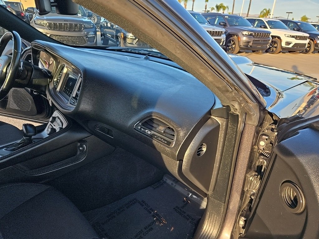 Used 2023 Dodge Challenger R/T w/ Blacktop Package image 25