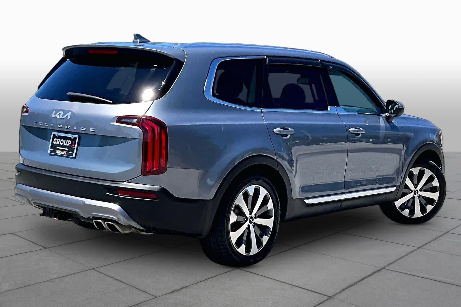 Used 2022 Kia Telluride EX w/ EX Premium Package FWD image 13