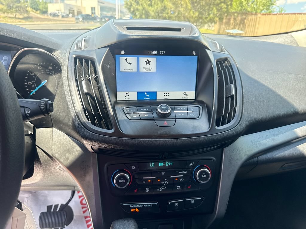 Used 2018 Ford Escape SE w/ SE Sync 3 Package AWD/4WD image 17