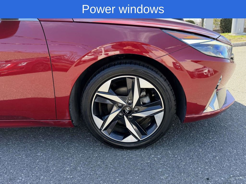Used 2023 Hyundai Elantra Limited FWD image 13