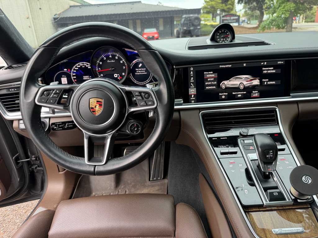 Used 2017 Porsche Panamera Turbo AWD/4WD image 13