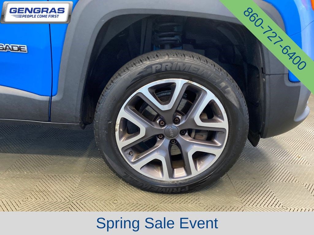 Used 2015 Jeep Renegade Latitude AWD/4WD image 45