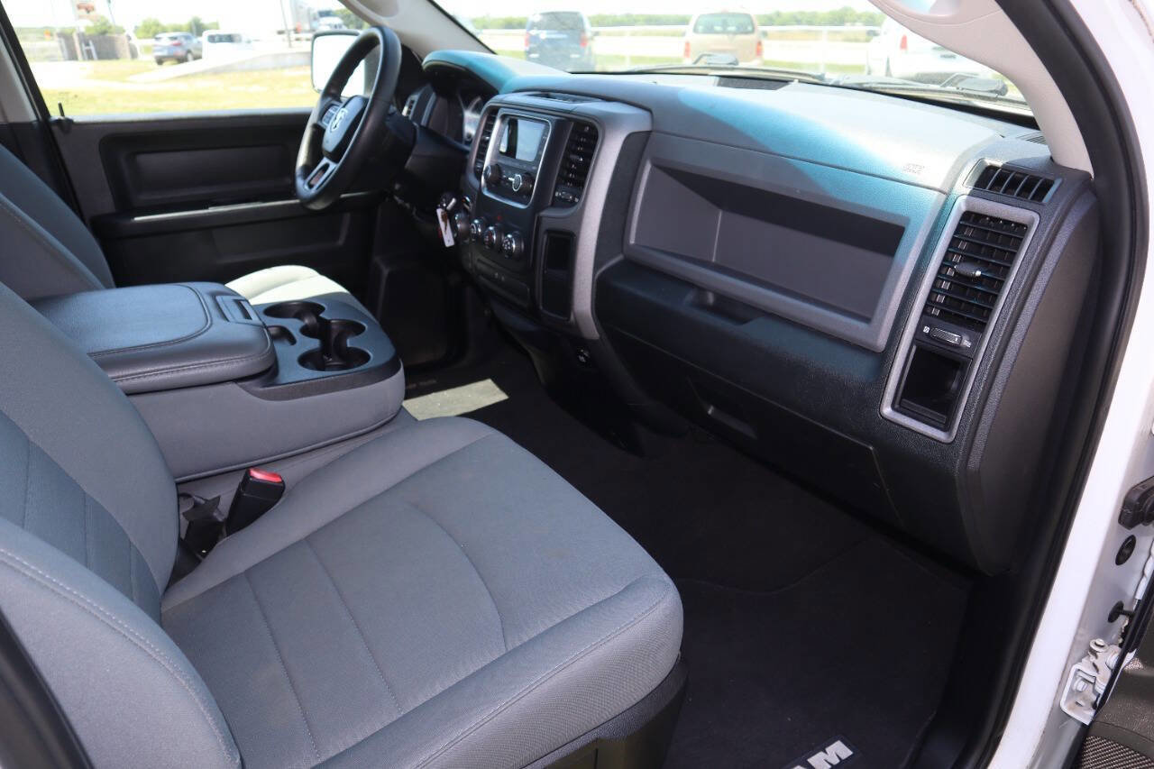Used 2017 RAM 1500 Tradesman w/ Popular Equipment Group AWD/4WD image 26