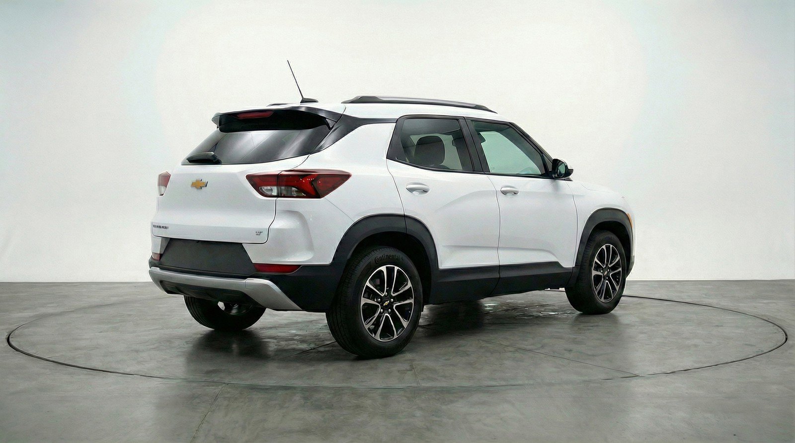 Used 2025 Chevrolet TrailBlazer LT image 9