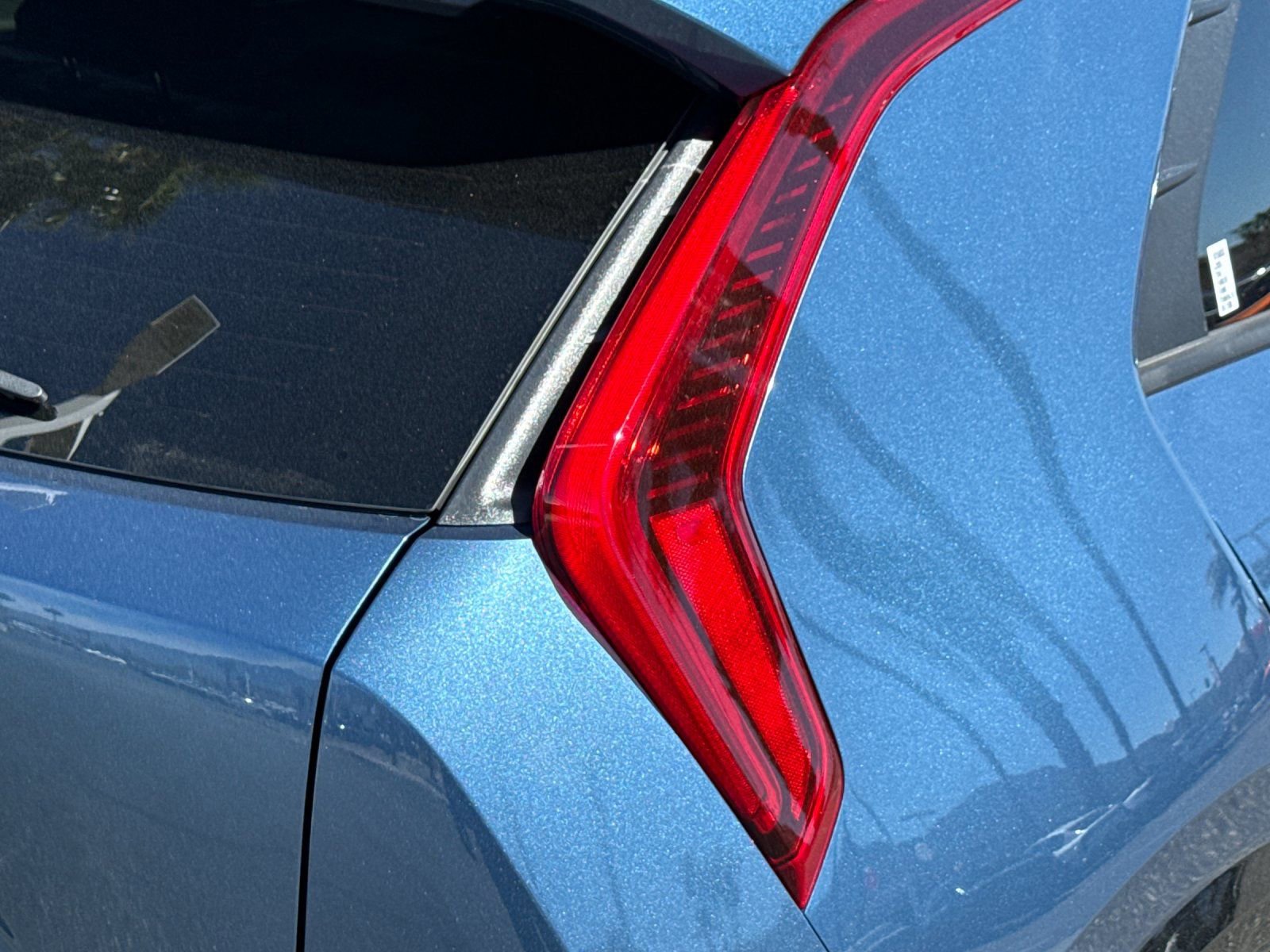 New 2026 Kia Niro Wind FWD image 32