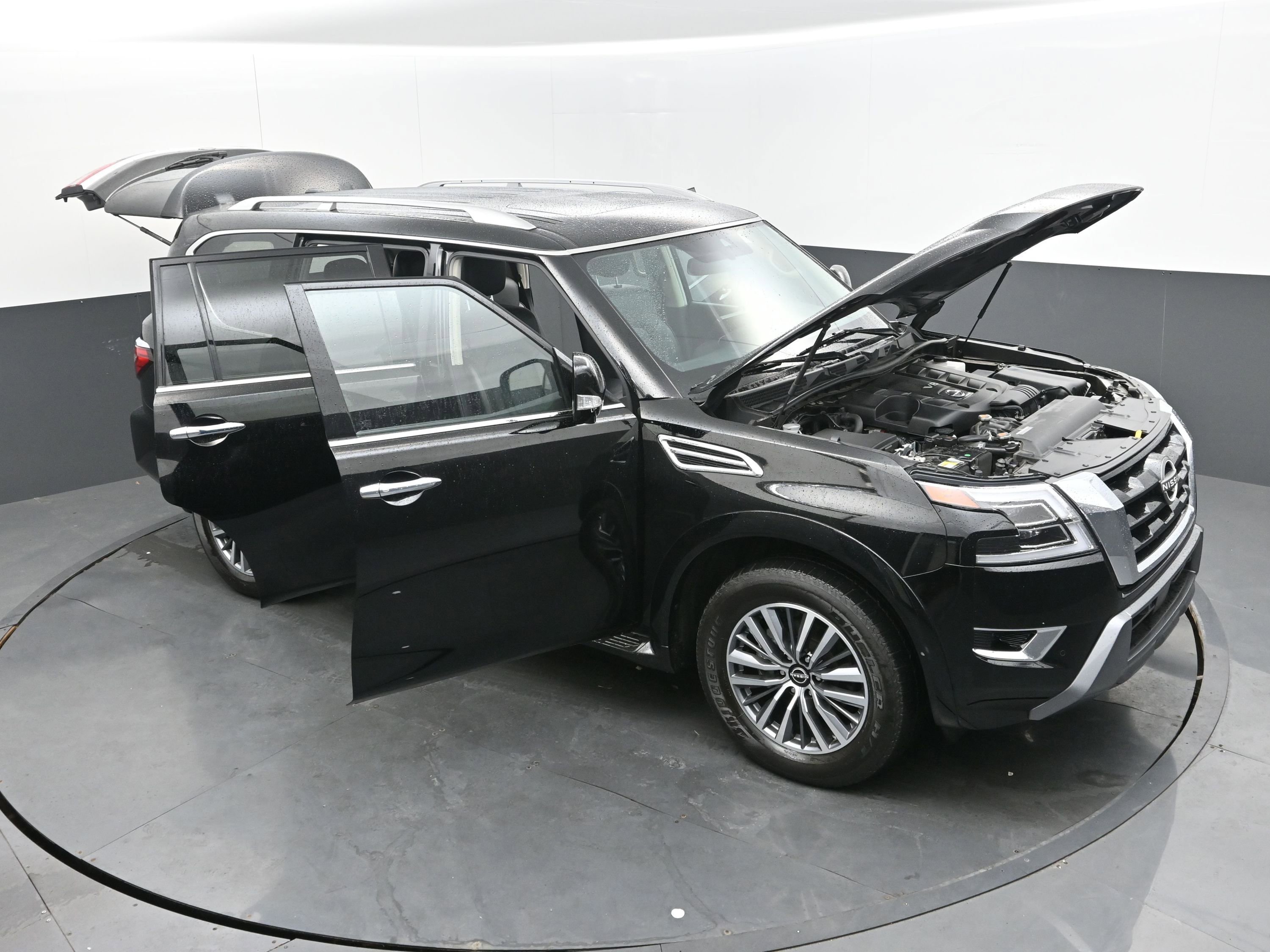 Used 2024 Nissan Armada SL w/ Cargo Package image 36