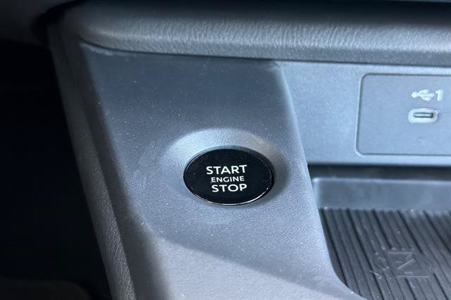 New 2027 Nissan Sentra SV w/ SV Convenience Package FWD image 23