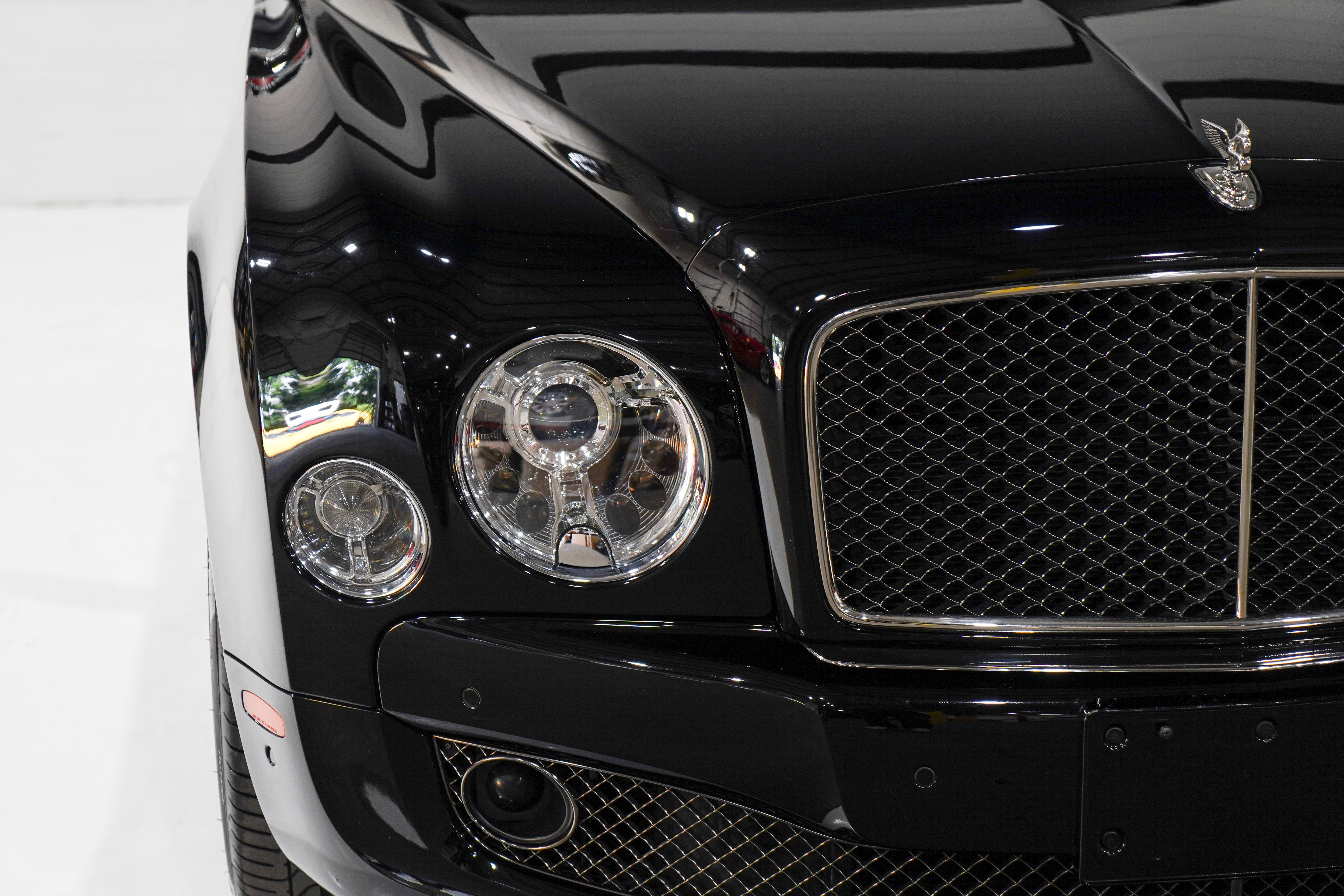 Used 2016 Bentley Mulsanne Speed RWD image 29