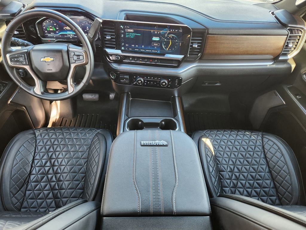 Used 2024 Chevrolet Silverado 3500 High Country w/ High Country Premium Package image 14