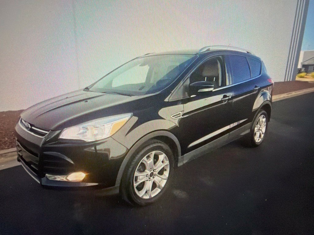 Used 2016 Ford Escape Titanium AWD/4WD image 2
