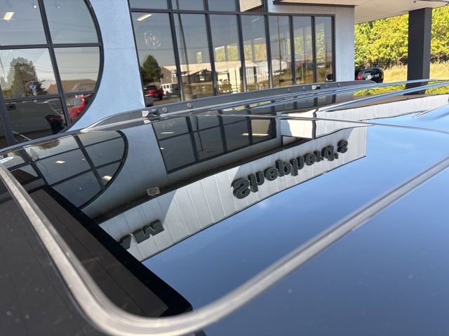 New 2025 Jeep Grand Cherokee Altitude AWD/4WD image 4