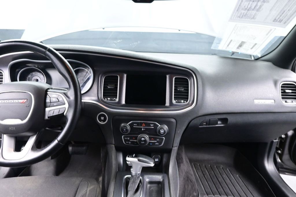 Used 2017 Dodge Charger SXT AWD/4WD image 23