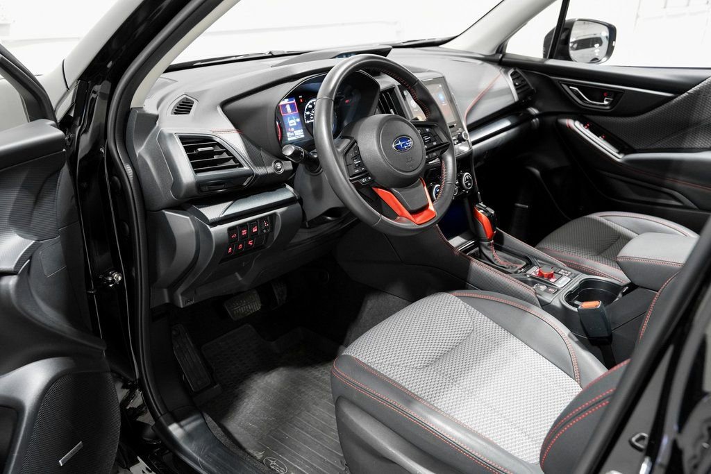 Used 2023 Subaru Forester Sport image 9