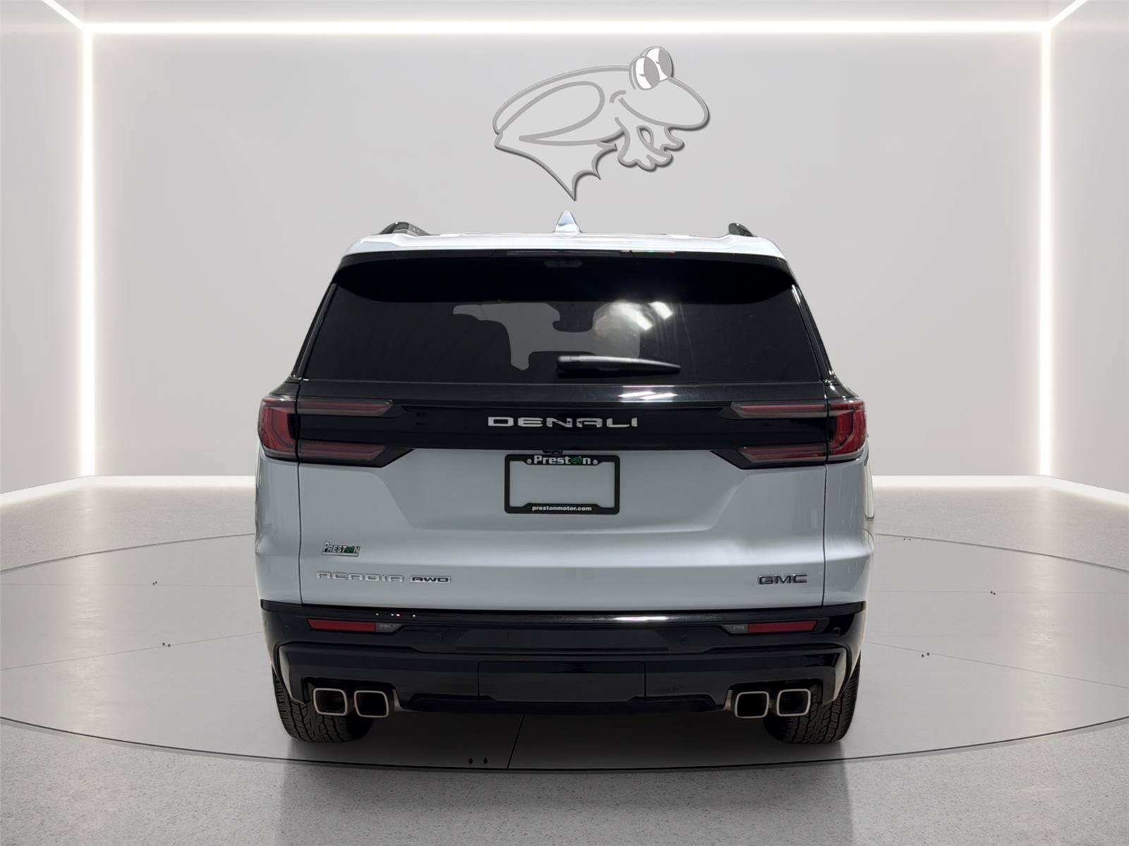 Used 2026 GMC Acadia Denali Ultimate w/ LPO, Floor Liner Package AWD/4WD image 4