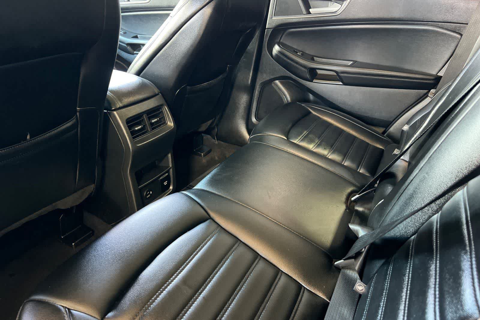 Used 2022 Ford Edge SEL w/ Convenience Package AWD/4WD image 5
