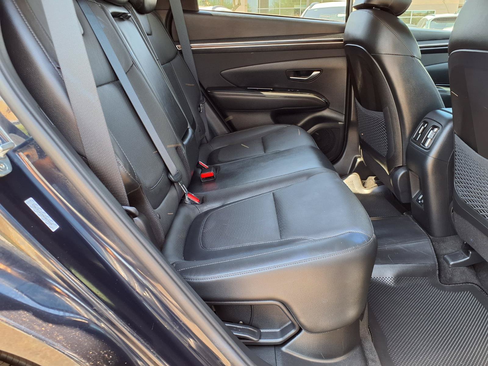 Certified 2022 Hyundai Tucson Limited AWD/4WD image 14