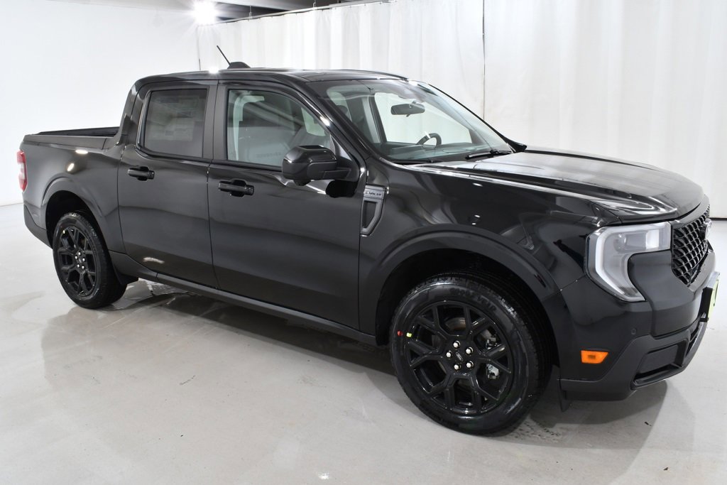 New 2026 Ford Maverick Lariat w/ Black Appearance Package image 5