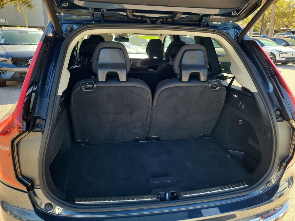 Certified 2025 Volvo XC90 B5 Plus image 15