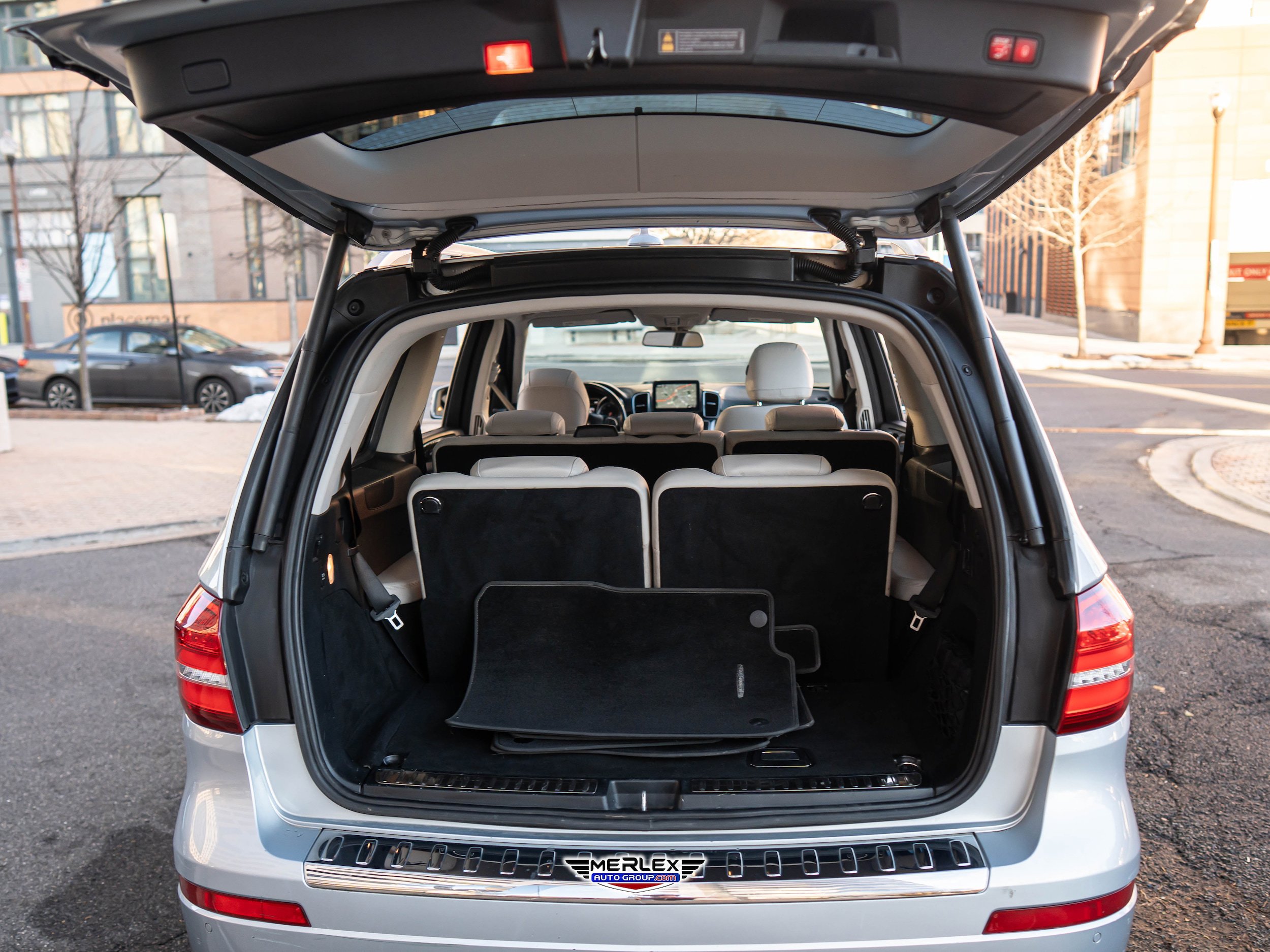 Used 2017 Mercedes-Benz GLS 450 4MATIC image 52