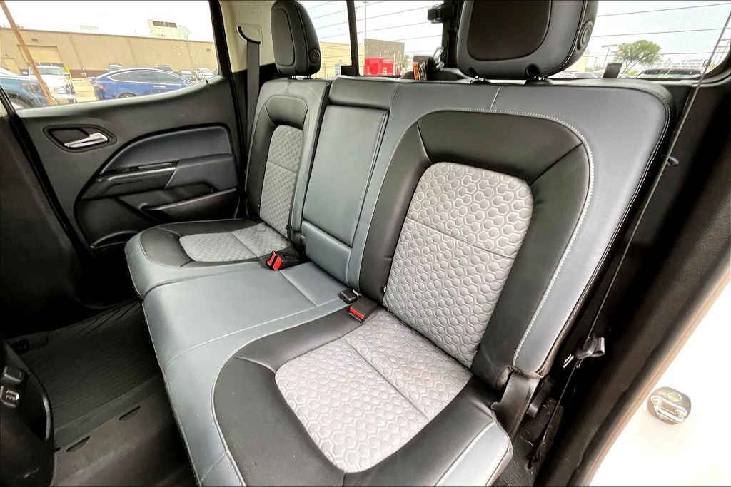 Used 2022 Chevrolet Colorado Z71 AWD/4WD image 30