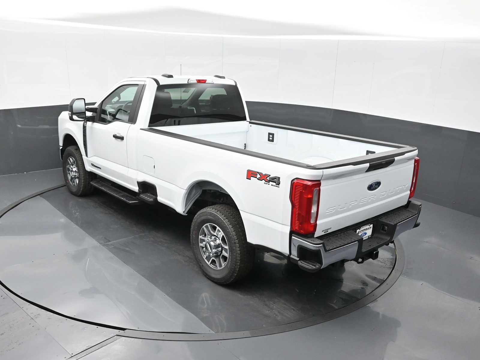 New 2025 Ford F250 XLT image 13